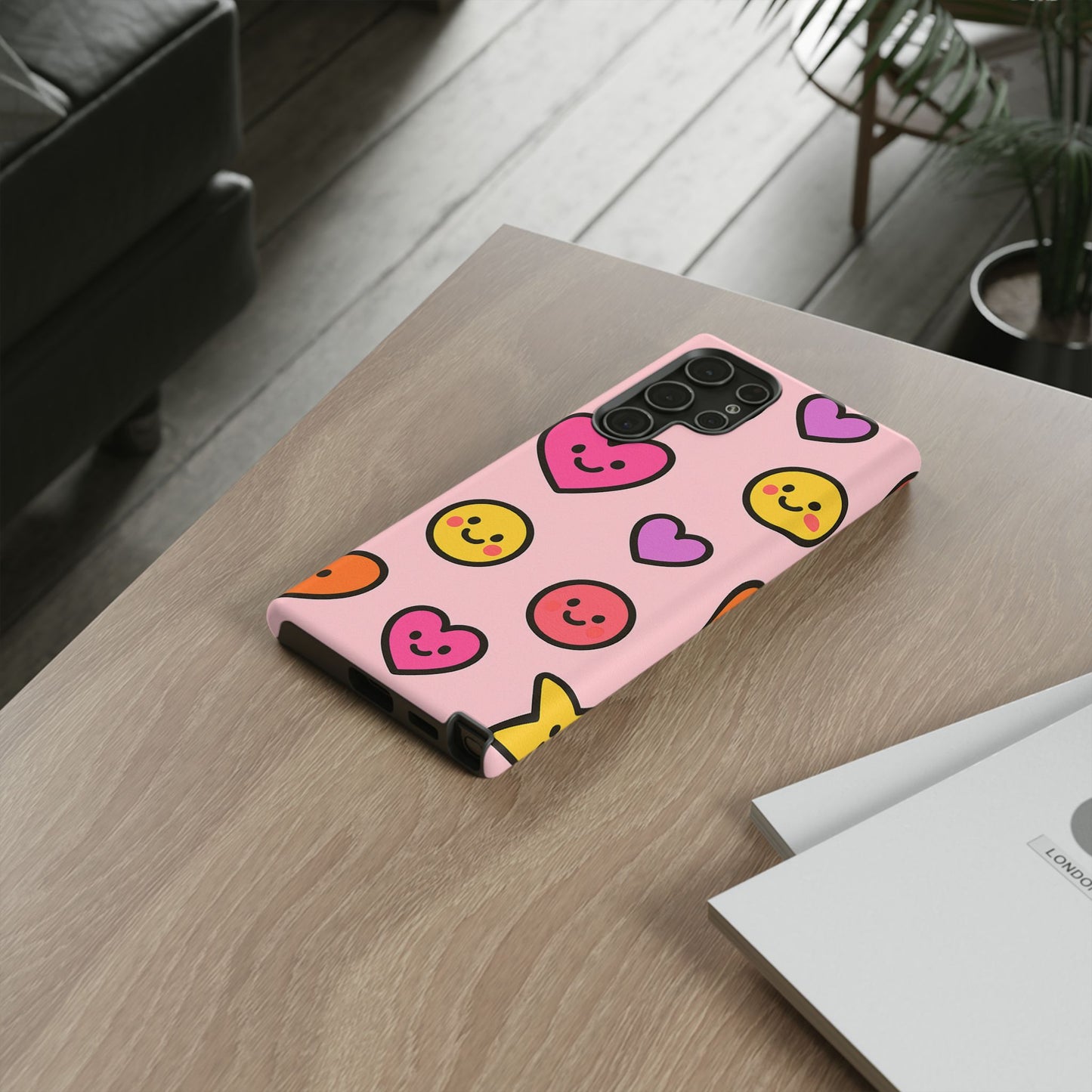 Cute Phone Case with Smiley Faces and Hearts, Fun Gift for Kids and Teens, Cellphone Protector, Birthday Present, Cute Accessories