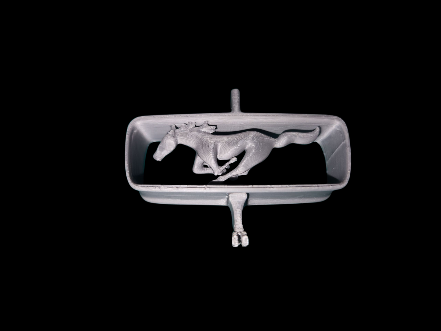 Mustang grill emblem