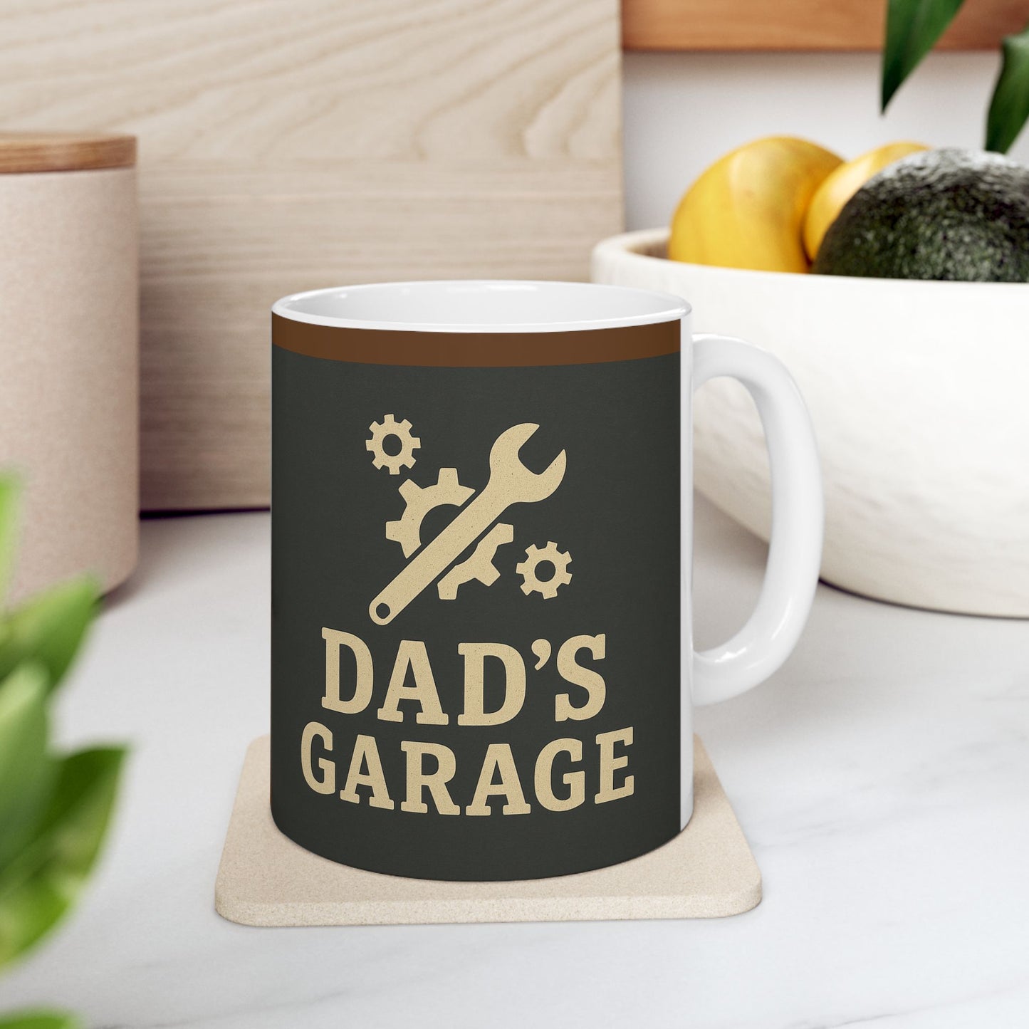 Dad's Garage Ceramic Mug - Perfect Gift for Father's Day, Dad's Birthday, Coffee Lovers, Personalize Your Drinkware, Home & Office Decor